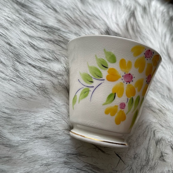 💠 Teacup and saucer hand poured lavender and rose essential oil candle. - Picture 12 of 16